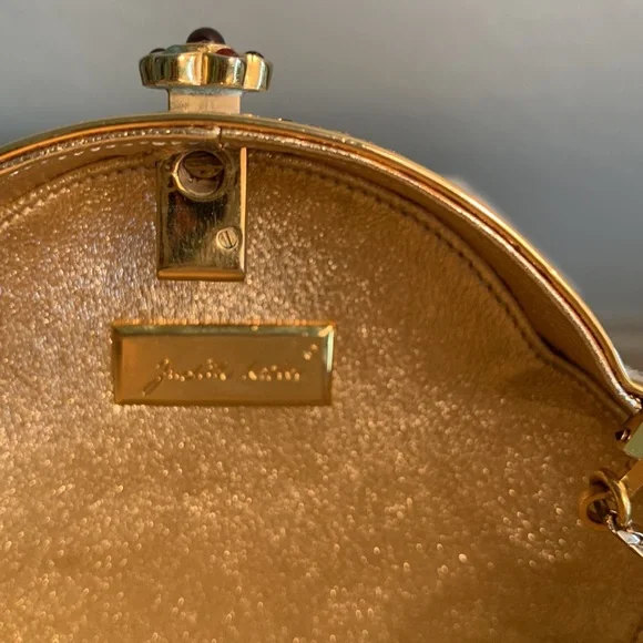 Judith Leiber bag - Picture 7 of 13